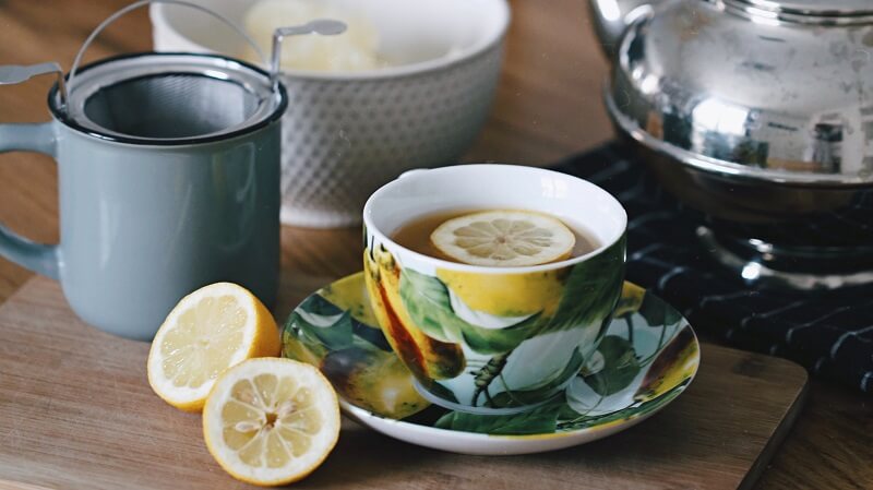 lemon and honey hot water