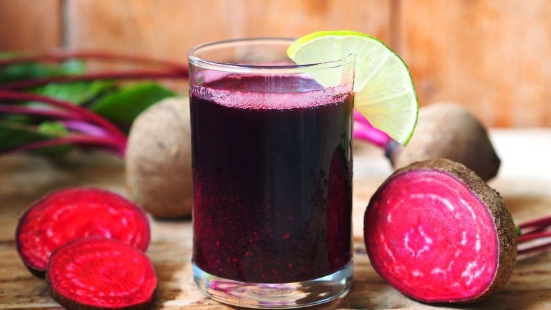 Beetroot juice with lime